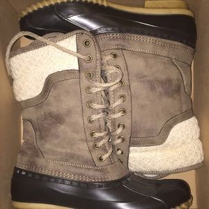 Winter boots